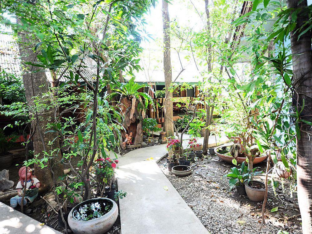 Sukhothai Guest House Eksteriør billede