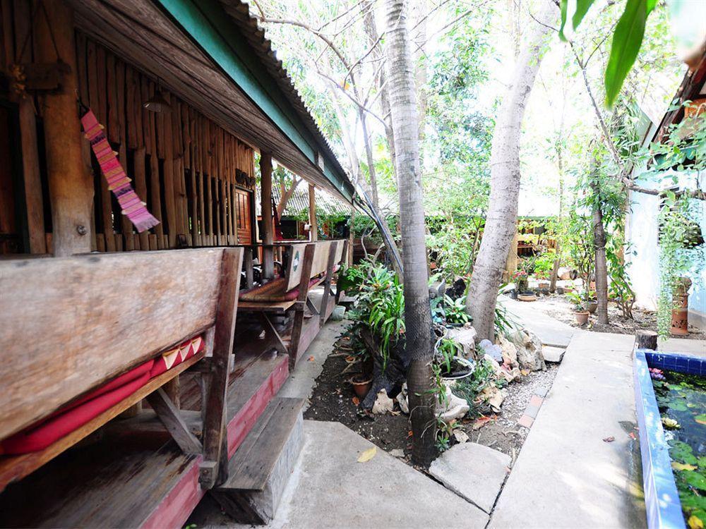 Sukhothai Guest House Eksteriør billede