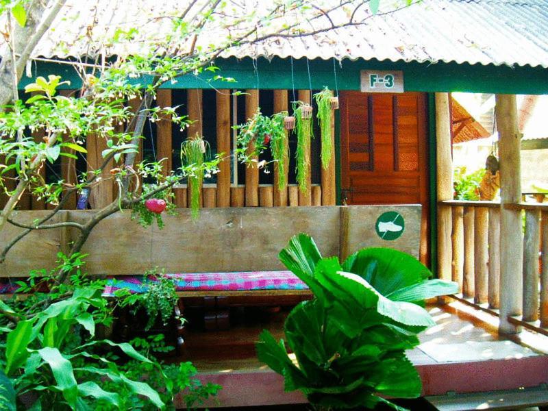 Sukhothai Guest House Eksteriør billede
